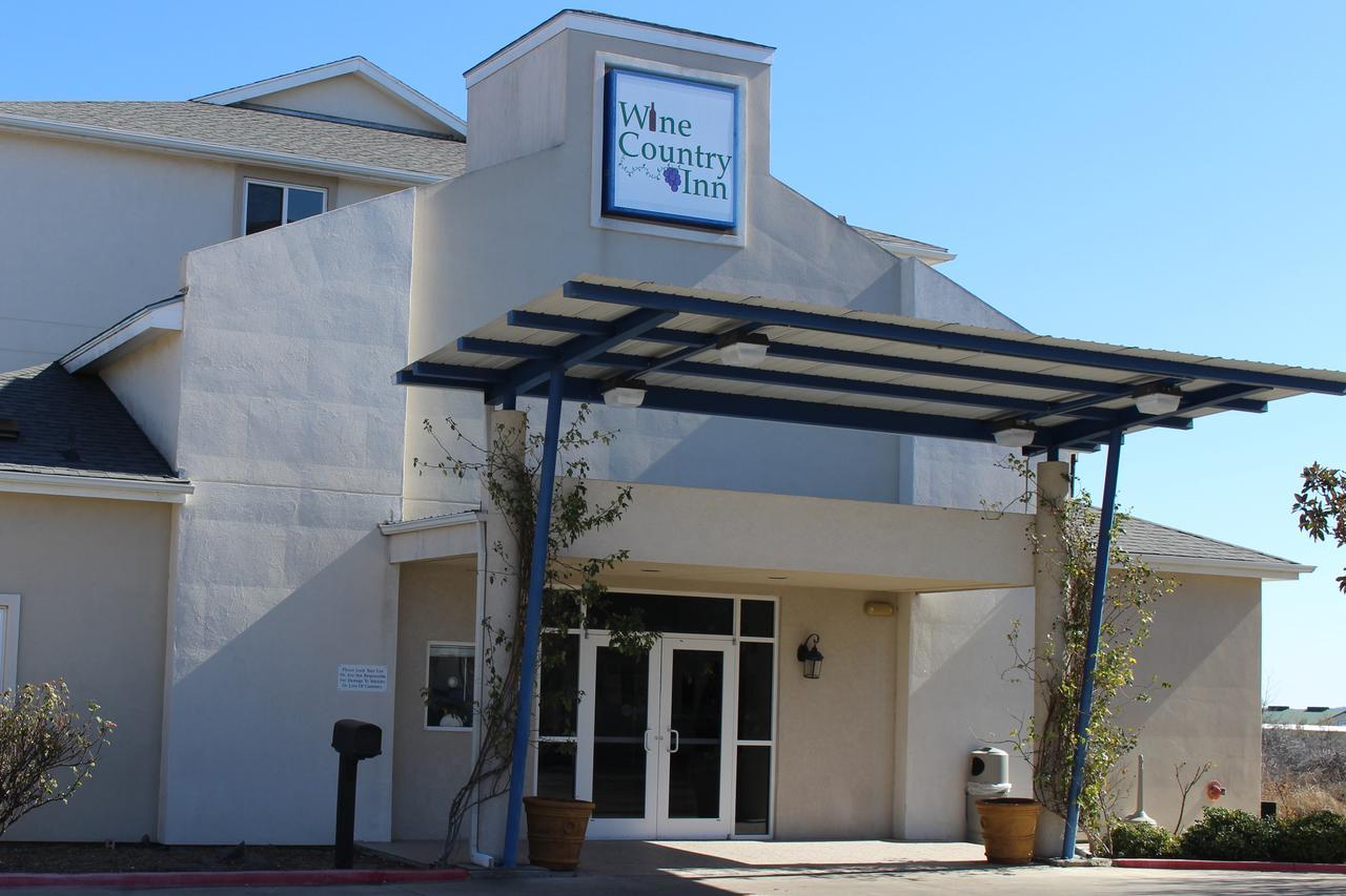Wine Country Inn Fredericksburg Exterior foto